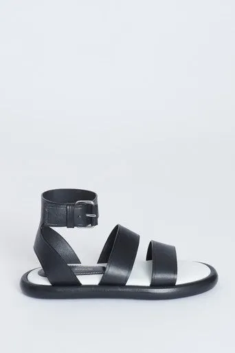 Black Leather Thick Strap Preowned Gladiator Sandals