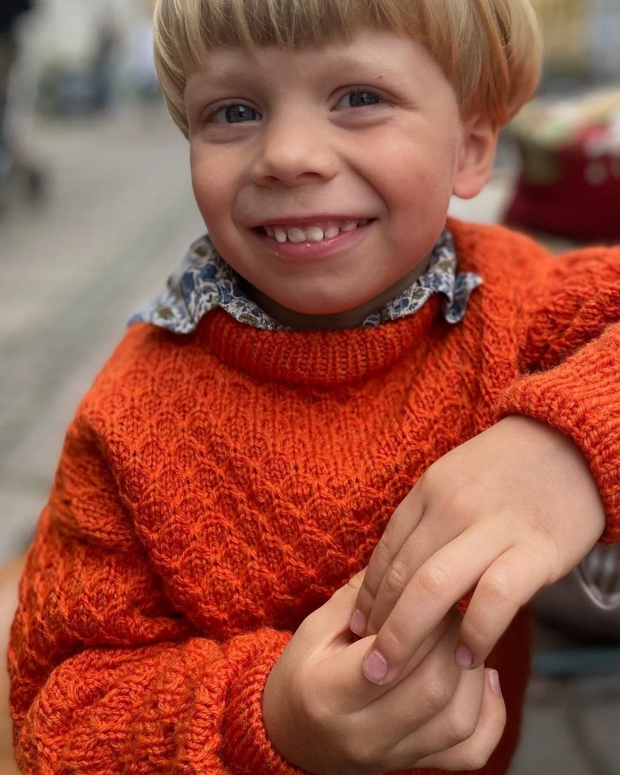Formation Sweater Junior English